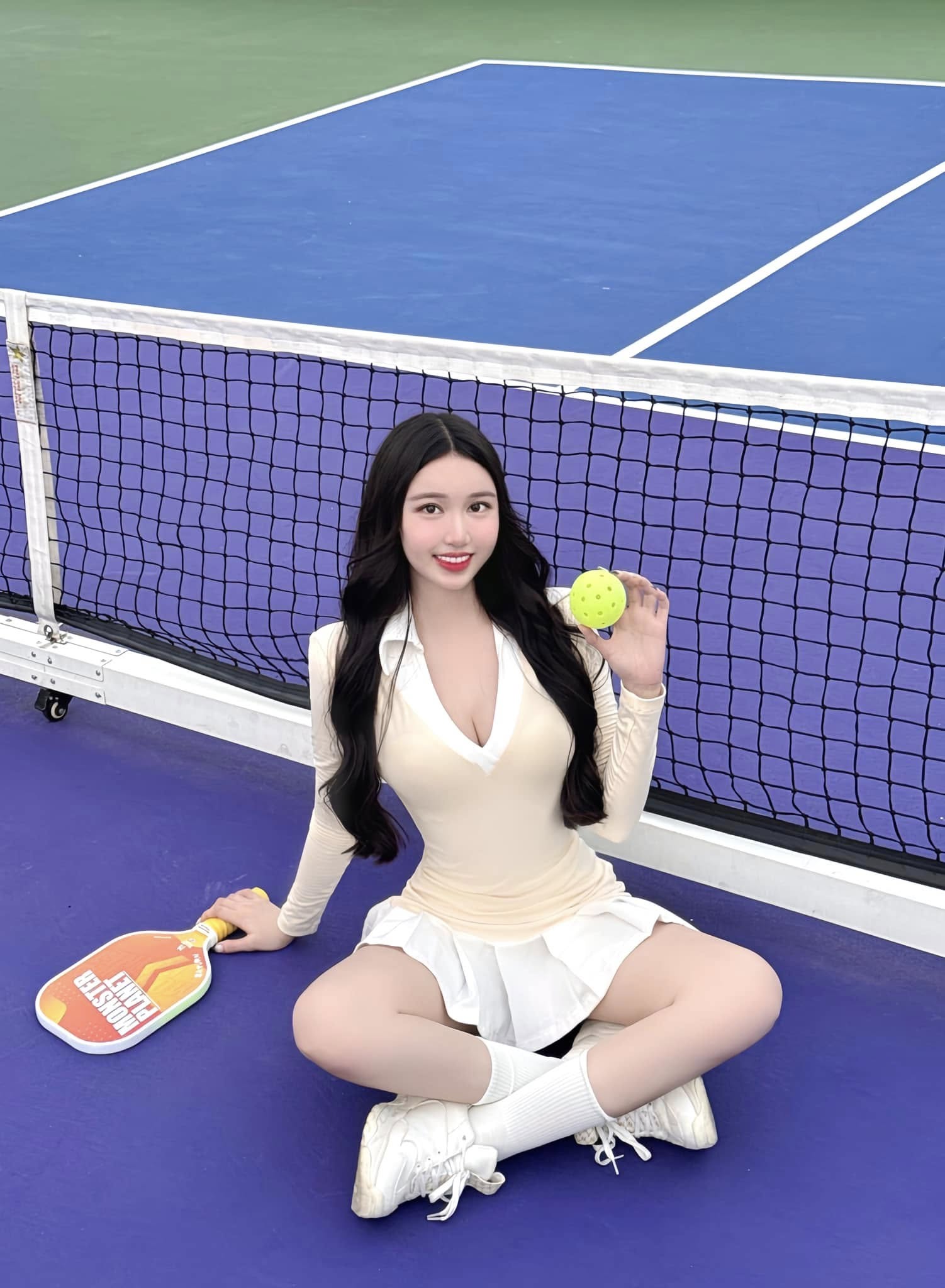 Hồ ngọc ý nhi 1 Hồ ngọc ý nhi 1