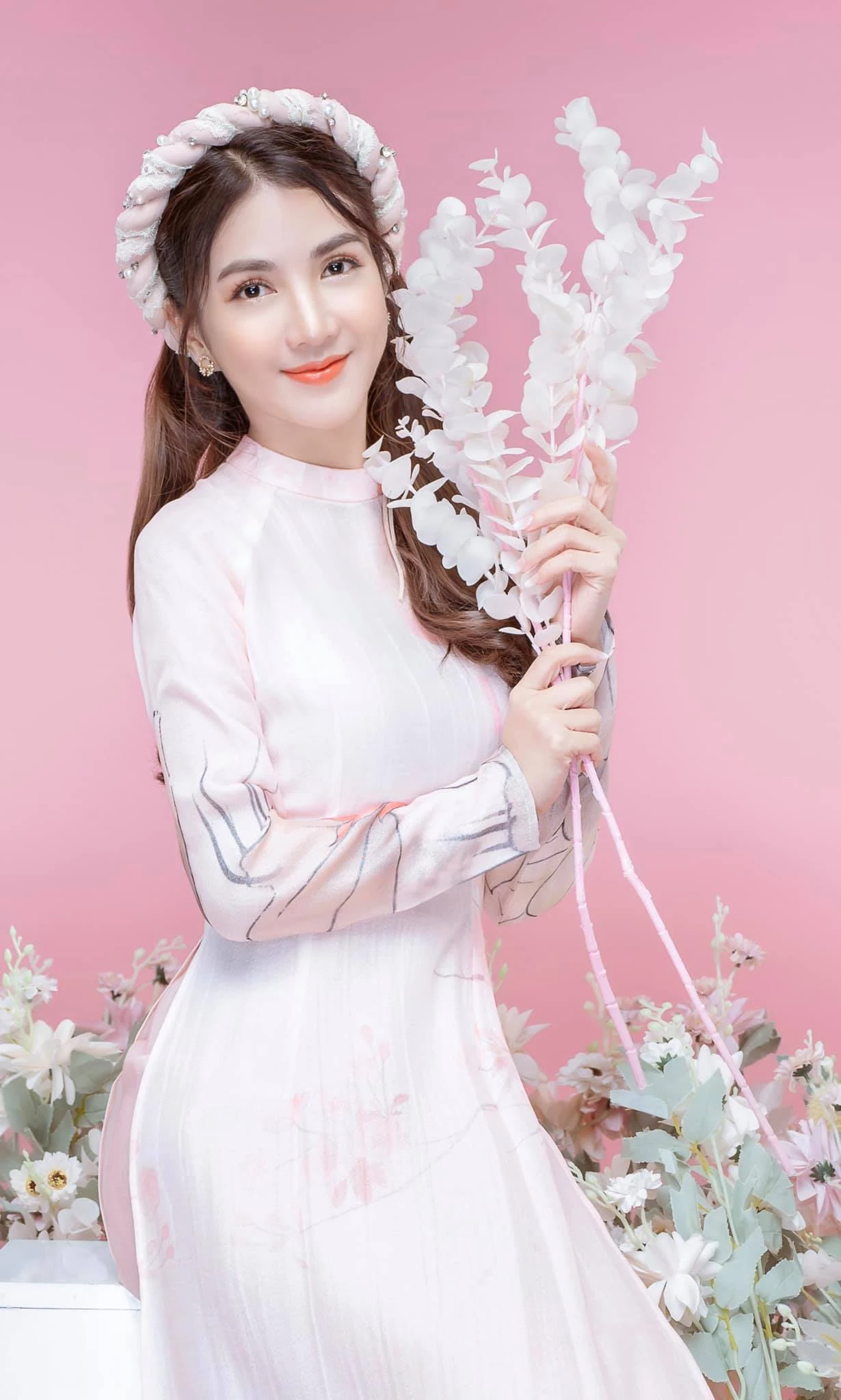 ho-thi-thuy-linh- 7